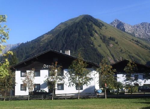 Gastehaus-Pension Caroline Берванг Екстериор снимка