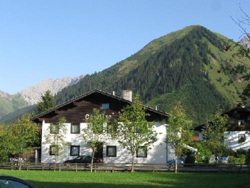 Gastehaus-Pension Caroline Берванг Екстериор снимка