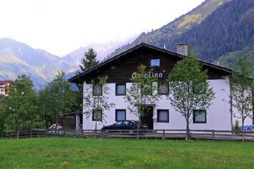 Gastehaus-Pension Caroline Берванг Екстериор снимка